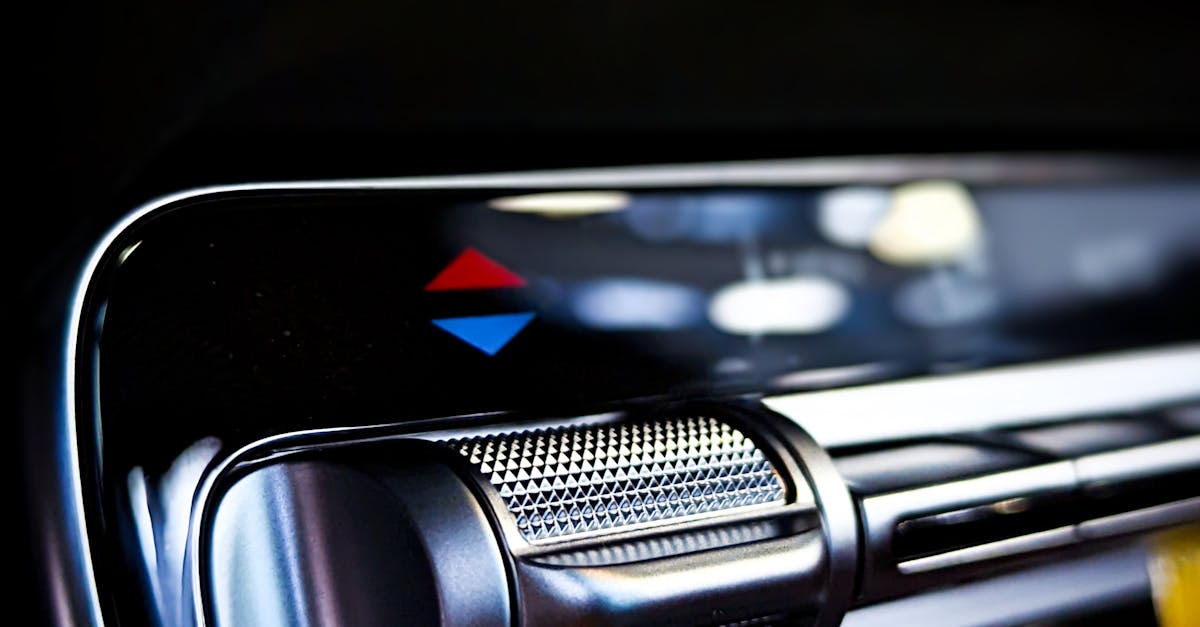 Key Steps for Reporting a Breakdown in Your Rental Vehicle